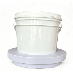 plastic pail